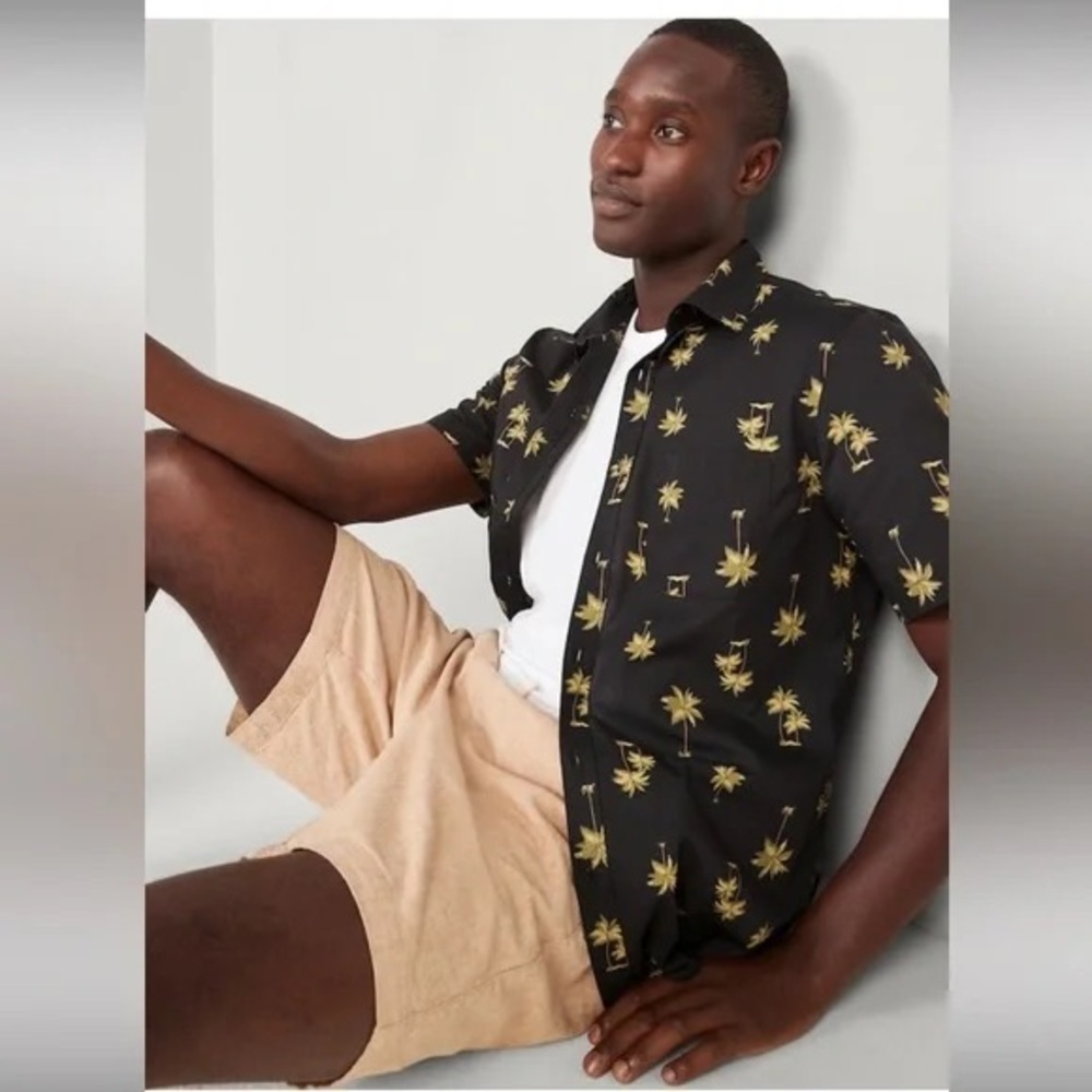 Old Navy Charcoal Palm Print Men's Shirt